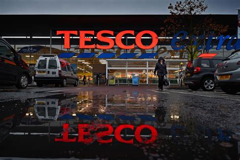 tesco friday opening times